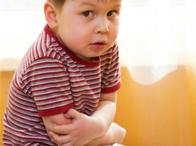 Симптомы глистов у детей 2 лет: методы выявления паразитов