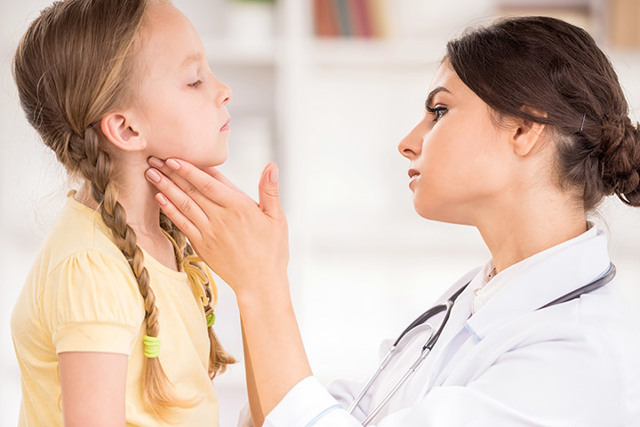 Воспаление слюнной железы у ребенка: причины, признаки и симптомы, способы лечения