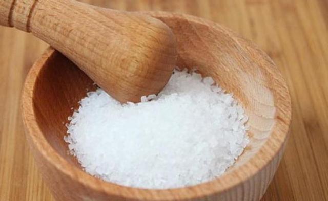 Как вывести соли из суставов: причины отложения, лечебное питание, народные средства для очистки