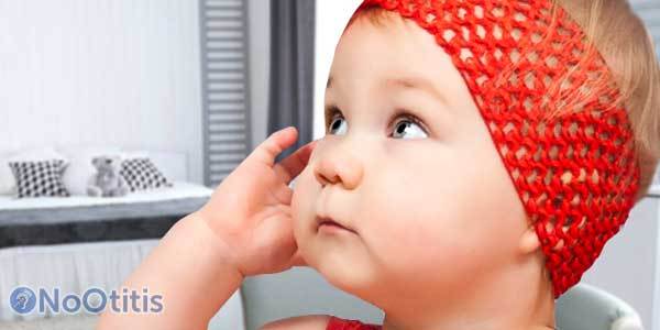 У ребенка сильно болит ухо, что делать: правила оказания помощи, причины и симптомы заболевания