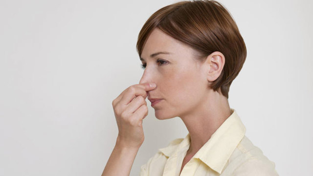 Чем лучше промывать нос: народные и медикаментозные средства