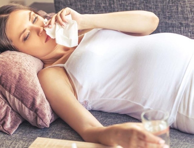Как влияет кашель при беременности на плод, как устранить