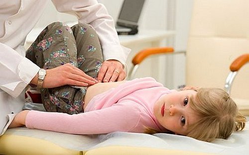 Симптомы того, как проявляется аппендицит у детей разного возраста