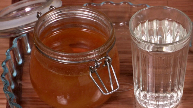 Вода с лимоном и медом: польза и вред, кому положена вода