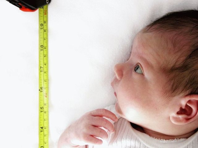 Вес ребенка в 3 месяца – норма и причины отклонений, возможные заболевания и способы лечения