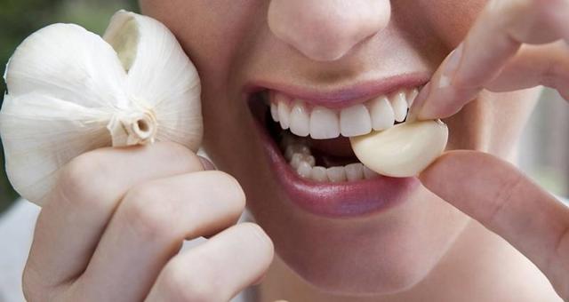 Как вылечить зубную боль в домашних условиях: лучшие способы