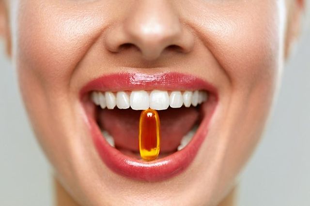 Витамины для зубов и десен - список медикаментов и биодобавок для разного возраста