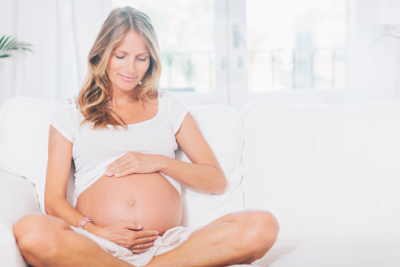 Миндальное масло от растяжек при беременности: правила применения, рекомендации и рецепты
