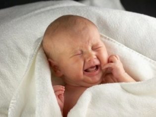 Ишемия головного мозга у новорожденных: последствия, причины, факторы риска, признаки, возможные осложнения