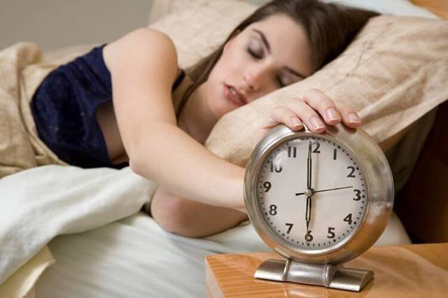 Головокружение утром после сна - причины, сопутствующие симптомы, диагностика и методы лечения
