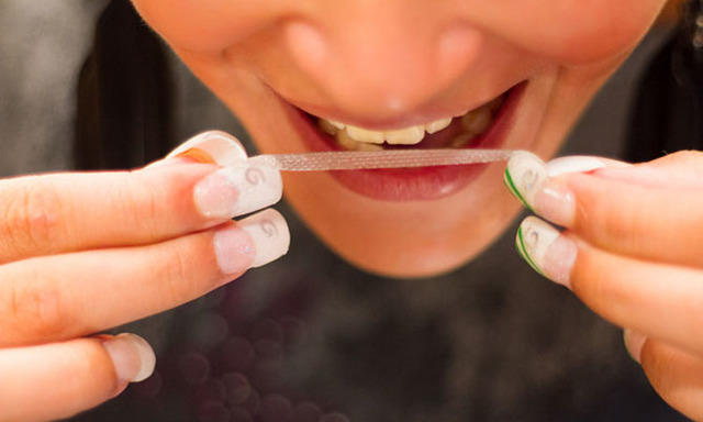 Как уменьшить чувствительность зубов в домашних и стационарных условиях