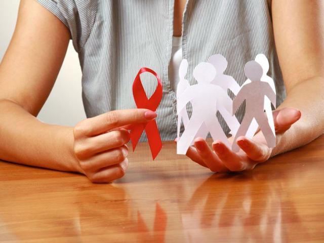 СПИД передается через поцелуй: условия закрепления ВИЧ