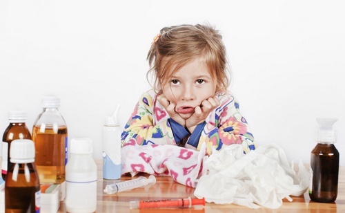 Мазь от простуды для детей: особенности и правила применения