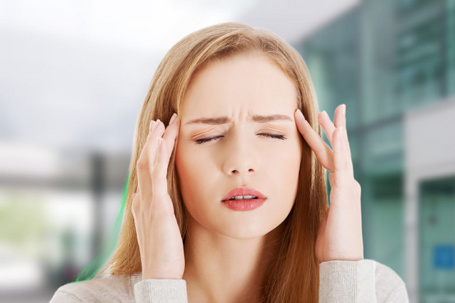 Что делать если постоянно болит голова: причины возникновения и профилактические мероприятия